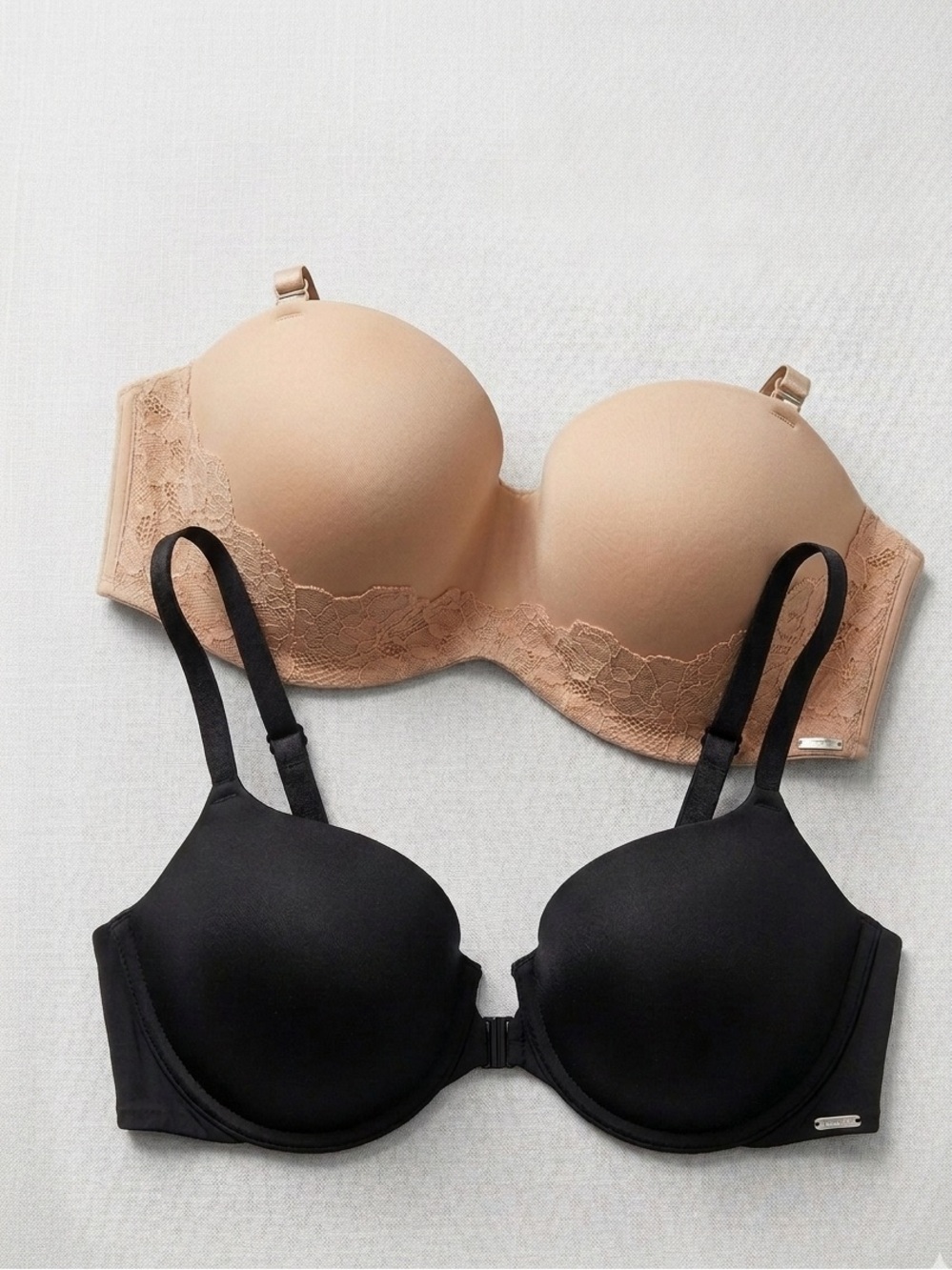 PINK Victoria's Secret Black and Tan Bra
